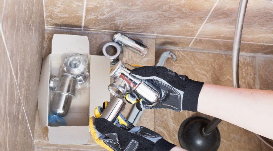Professional gutter cleaning in Arvilla, ND